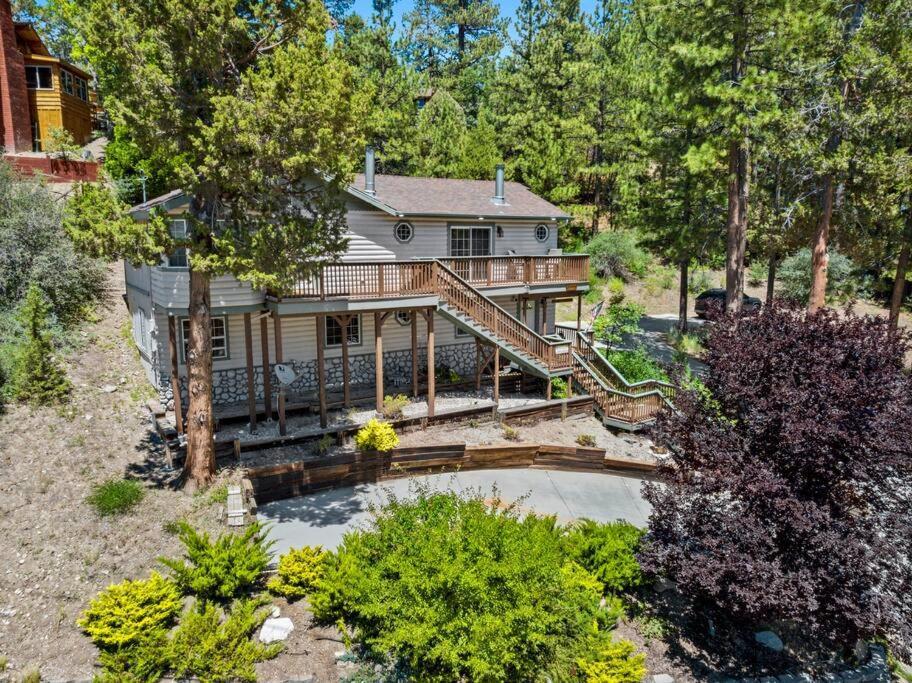Cozy Cabin Perfect For 2 Families بيغ بير لاكي، سان بيرناردينو، كاليفورنيا المظهر الخارجي الصورة