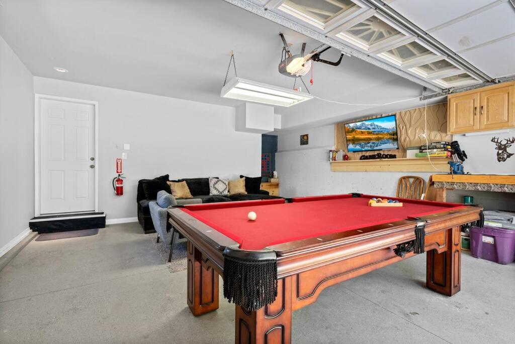 Cozy Cabin Perfect For 2 Families بيغ بير لاكي، سان بيرناردينو، كاليفورنيا المظهر الخارجي الصورة